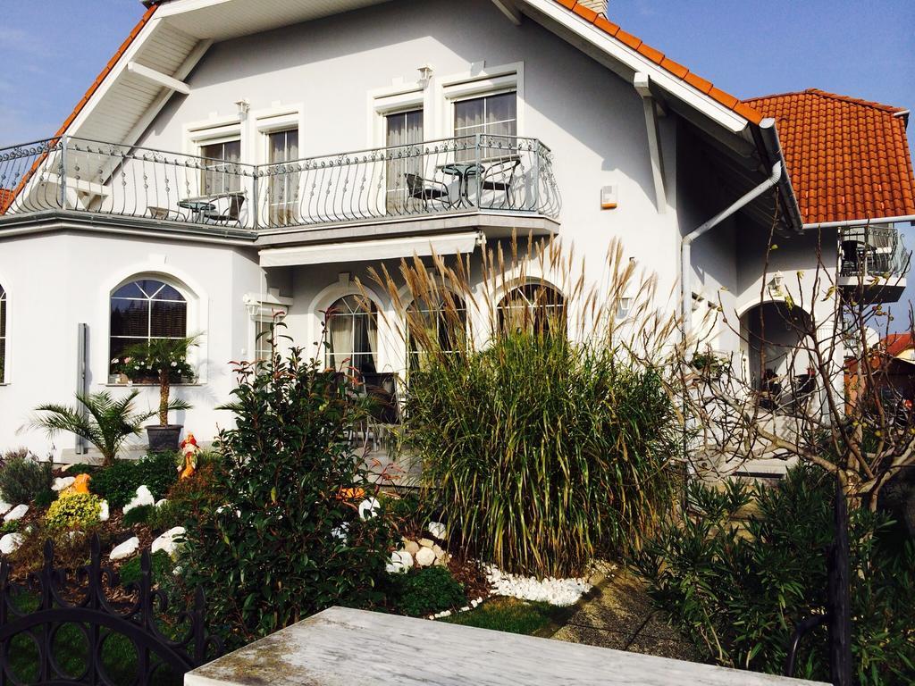 Judit Vendégház Bük Exterior foto